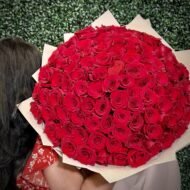 Premium Red Rose Bouquet with Same-Day Delivery in Beverly Hills - Image 5